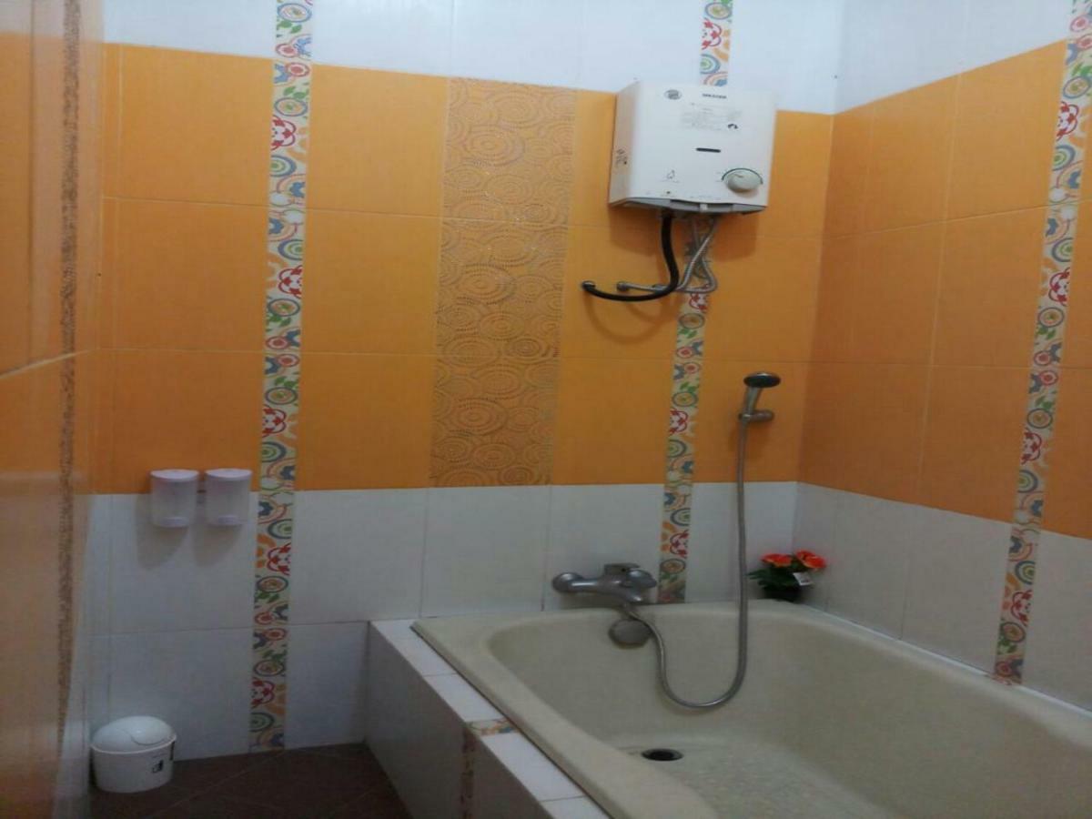 Seventeen Homestay Бандунг Экстерьер фото